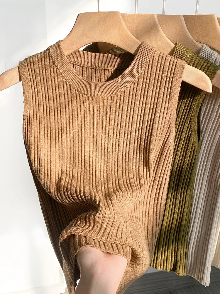 fashionheaven.online açık-koyu renkli kolsuz croplar